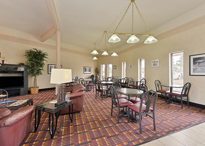 Super 8 By Wyndham West By The River Motel Casper
