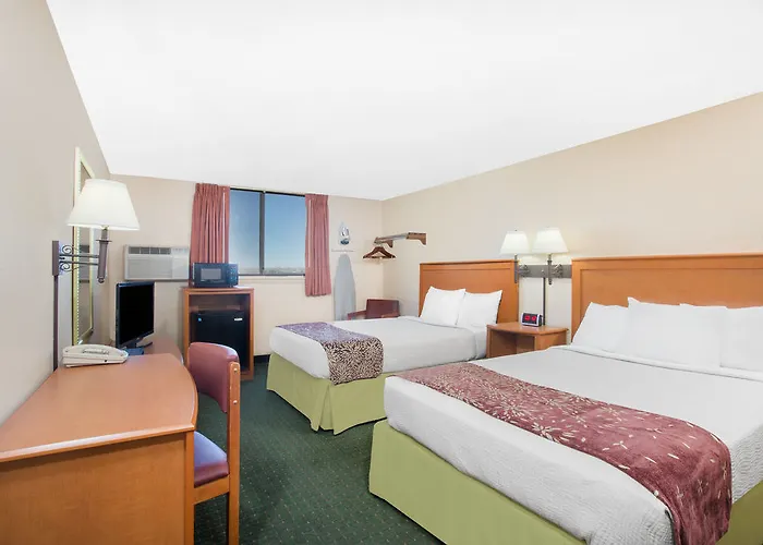 Motel Super 8 By Wyndham West By The River Casper