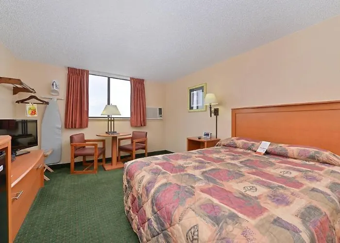 Super 8 By Wyndham West By The River 2* Casper