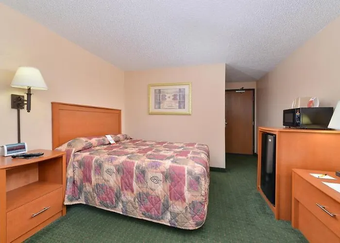 Super 8 By Wyndham West By The River 2* Casper